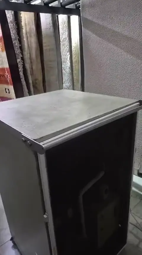 Kapalı devre nem alma odasında halı kurutma